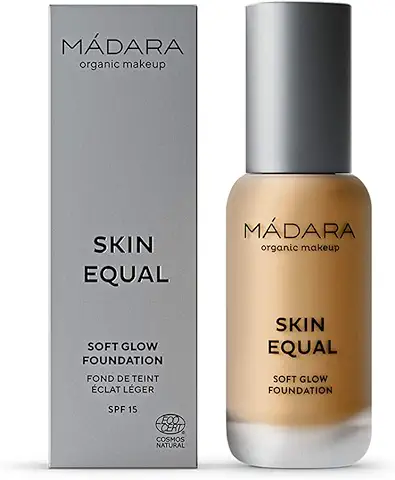 MÁDARA Organic Skincare | Base de Maquillaje Skin Equal Soft Glow SPF15 #60 OLIVE - 30 ml, Base de Maquillaje Mineral Ligera, Larga Duración, Acabado Naturalmente Radiante y Cobertura Ajustable.  