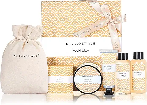SPA LUXETIQUE Set de Regalo de Baño para Mujer - Set de Cuidado con Aroma de Vainilla con gel de Ducha Tamaño Viaje, Loción Corporal, Baño de Burbujas, Crema de Manos, Bolsa de lino con Cordón  