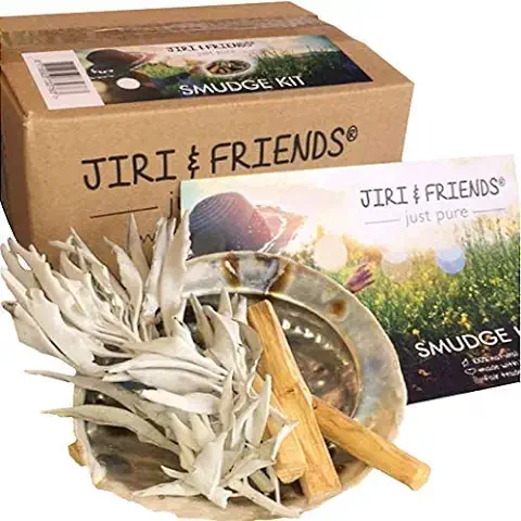 Jiri & Friends - Kit Smudge de Incienso con Salvia Blanca, palo Santo y Concha de Abulón, de Comercio Justo  