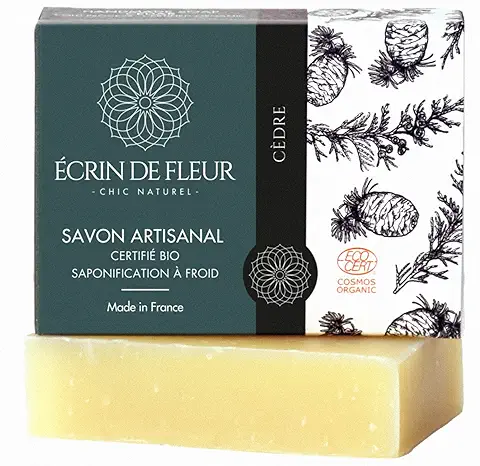 Écrin de Fleur - Jabón de Cedro Orgánico para Hombre, con Aceites Esenciales de Cedro y Pachulí, Aromas Calmantes de Bosque, Madera y Tierra, 1x90 g  